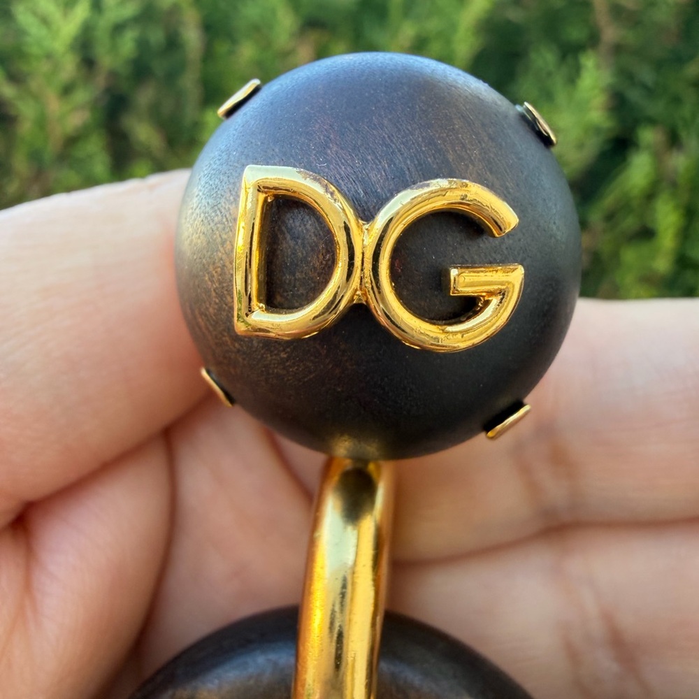 #251 Dolce & Gabbana Wood Drop Hoop Earrings - Picture 4 of 13